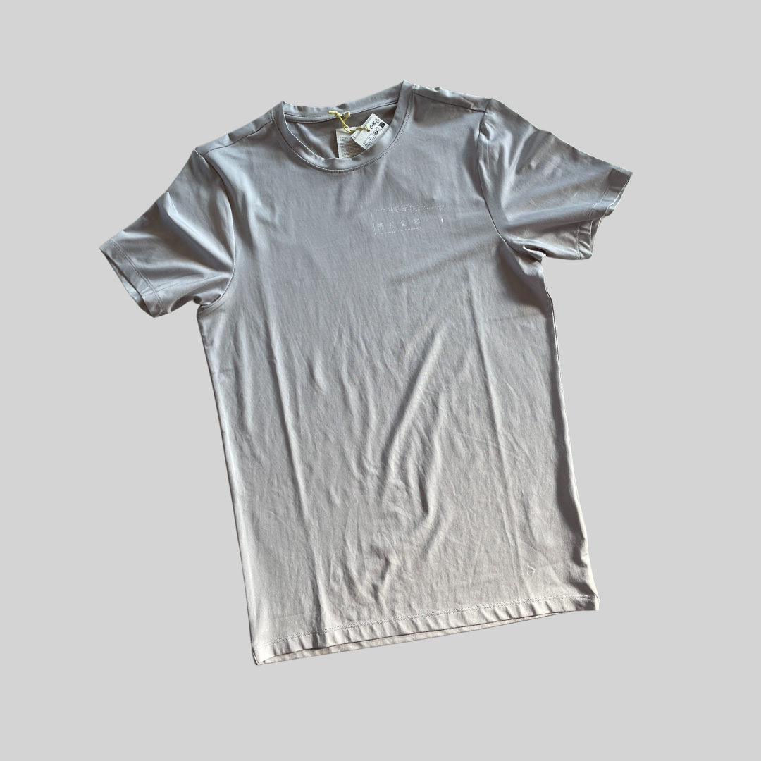 Camiseta H&M gris move